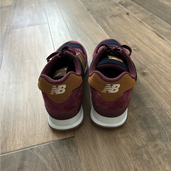 New Balance 574 - Picture 4 of 7